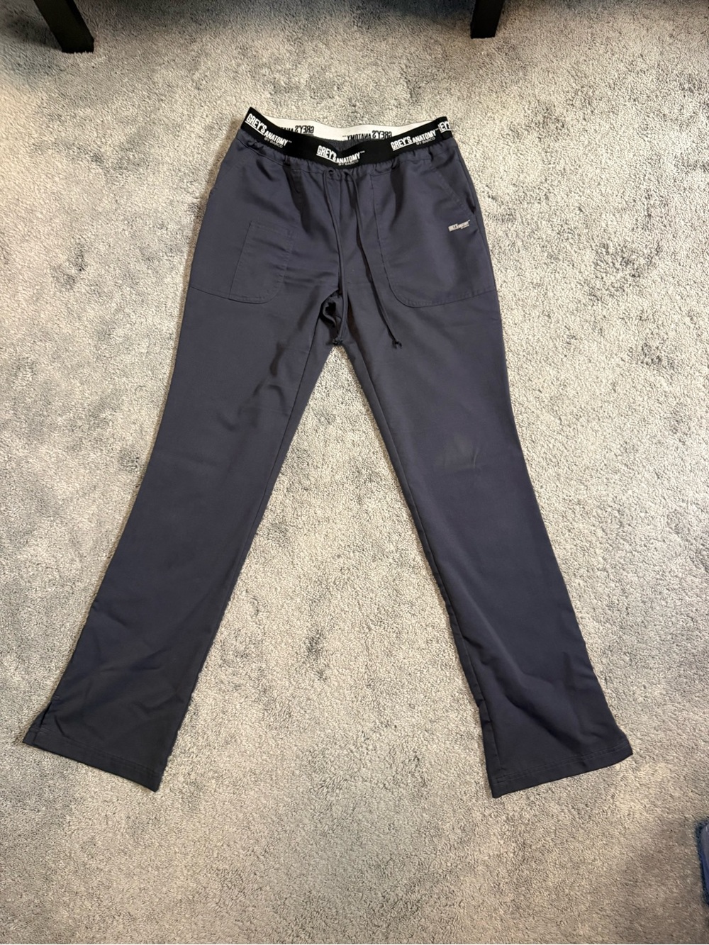 Grey's Anatomy Women's Dark Grey/Navy Scrub Top & Drawstring Jogger Pants - Picture 3 of 3